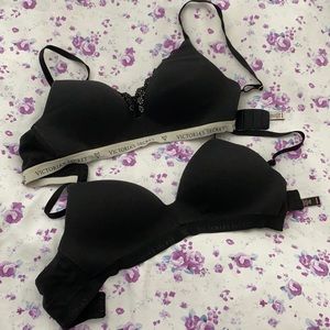 VICTORIA’S SECRET T-shirt Wireless Bra Set of 2